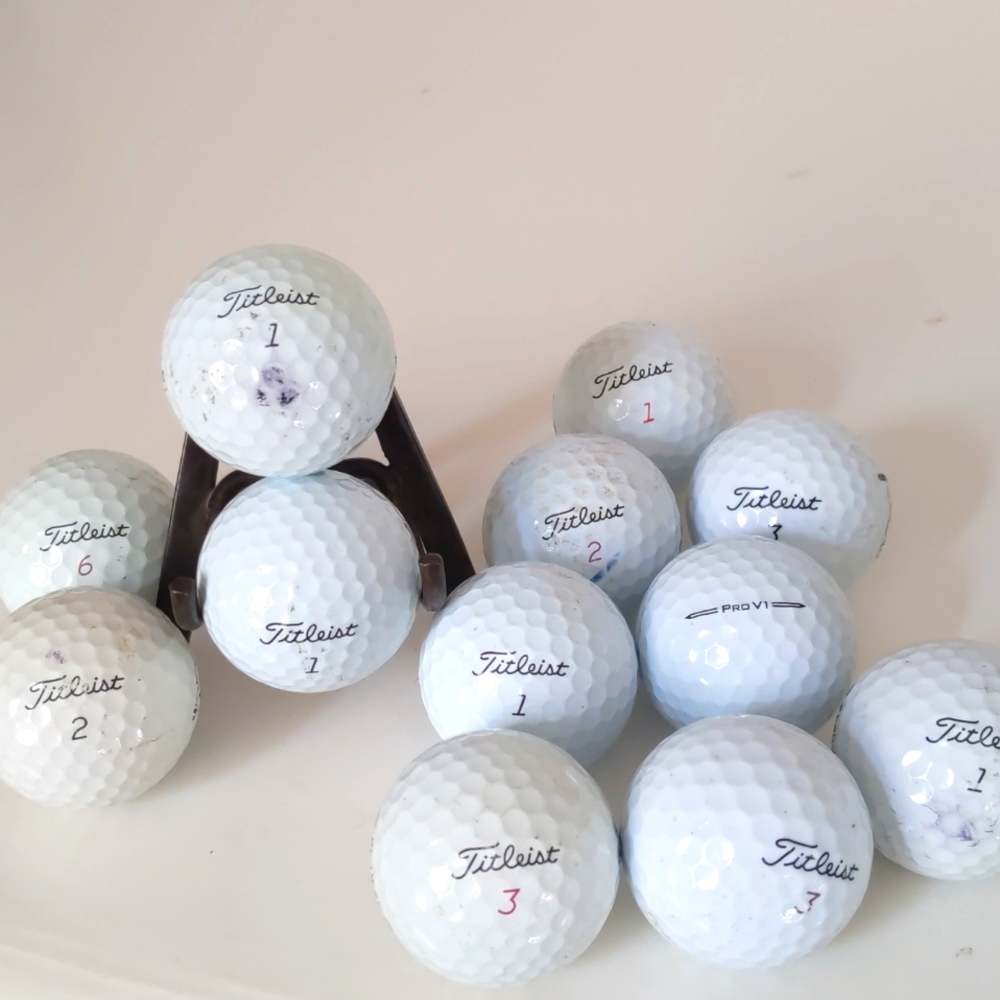 12 Titleist Golf Balls Used